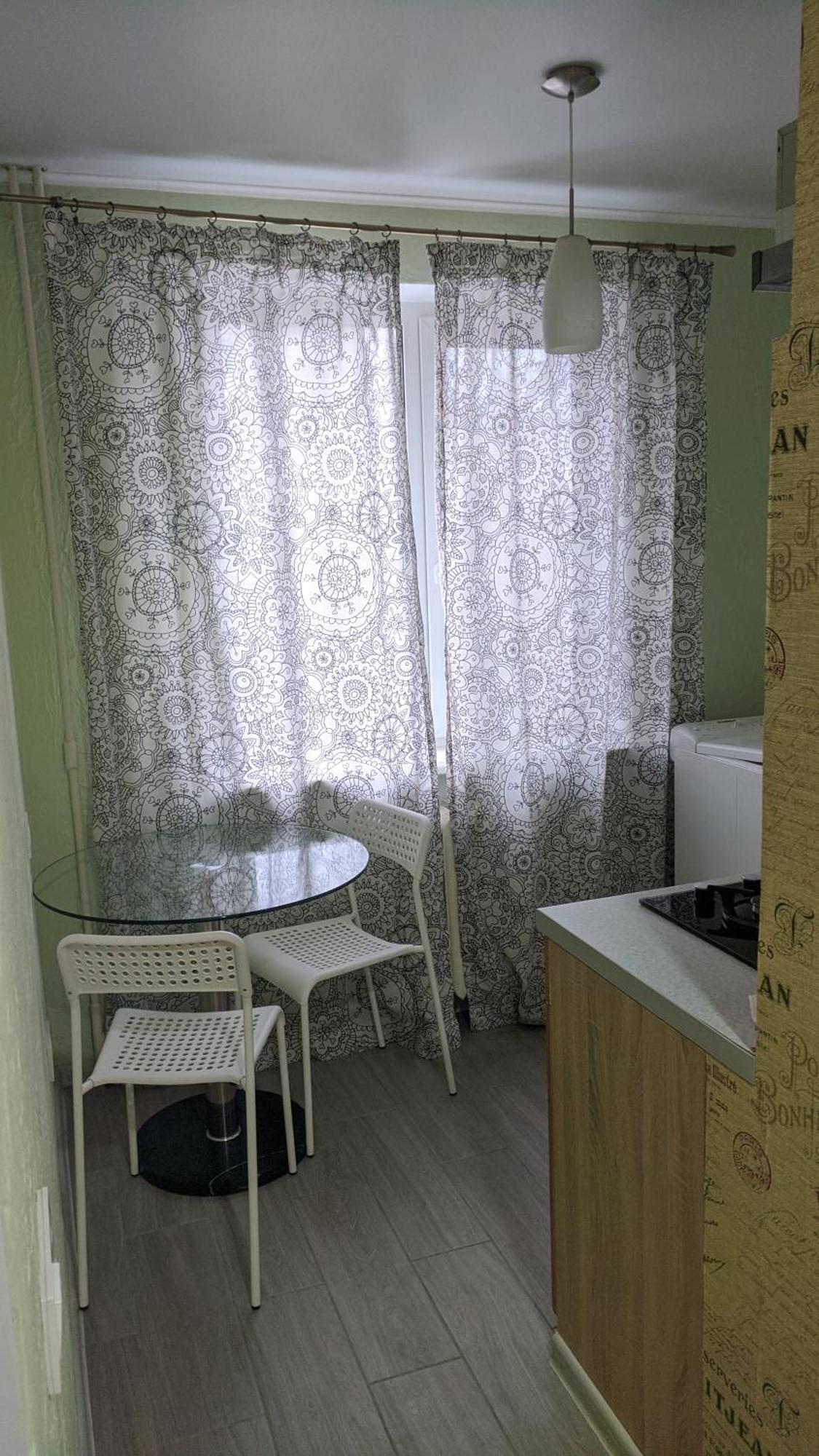 Apartment Near City Center On Peremohy Avenue 46 Tsjernihiv Buitenkant foto