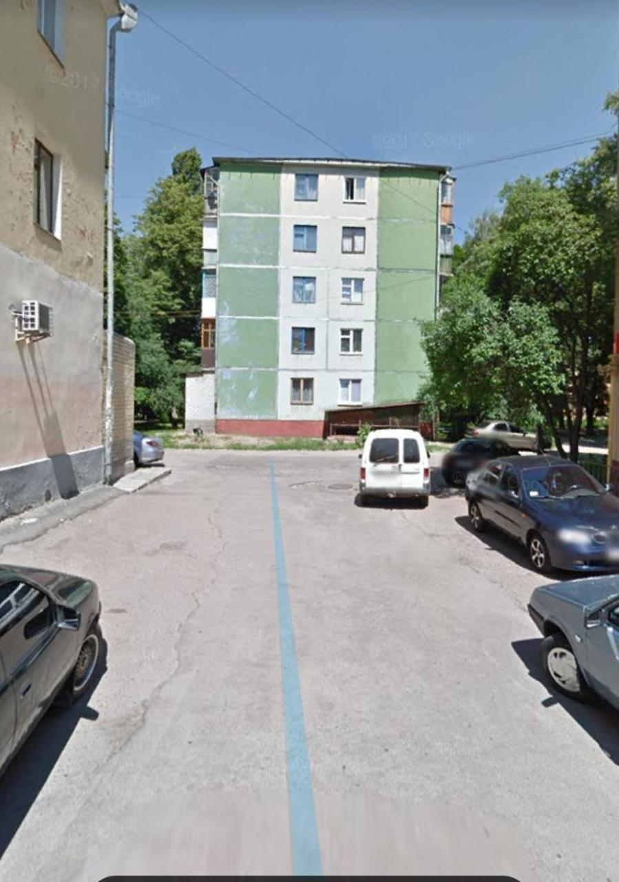 Apartment Near City Center On Peremohy Avenue 46 Tsjernihiv Buitenkant foto