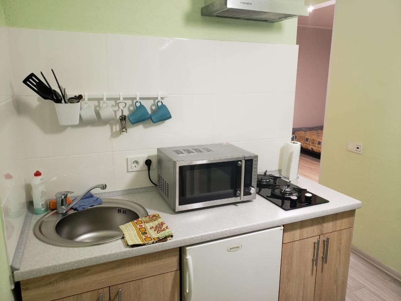 Apartment Near City Center On Peremohy Avenue 46 Tsjernihiv Buitenkant foto