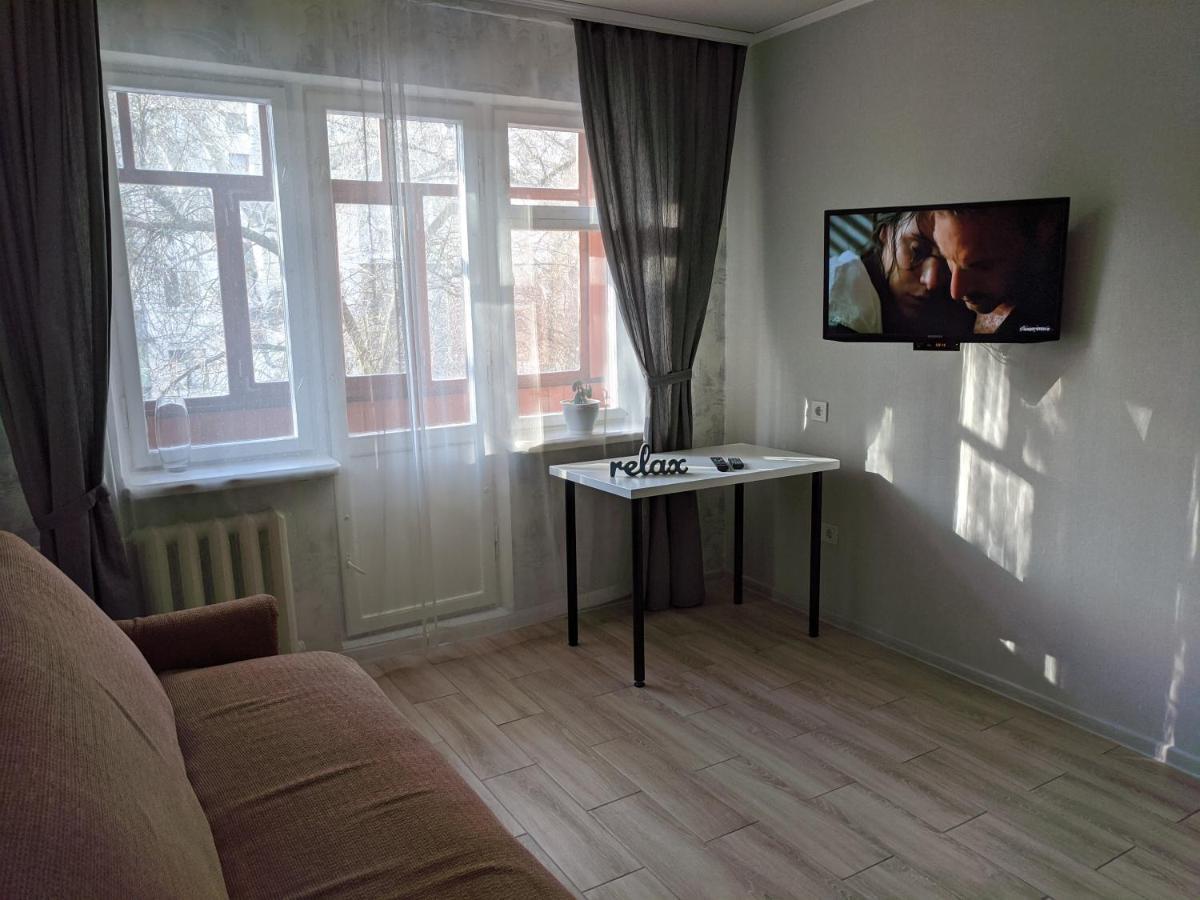 Apartment Near City Center On Peremohy Avenue 46 Tsjernihiv Buitenkant foto