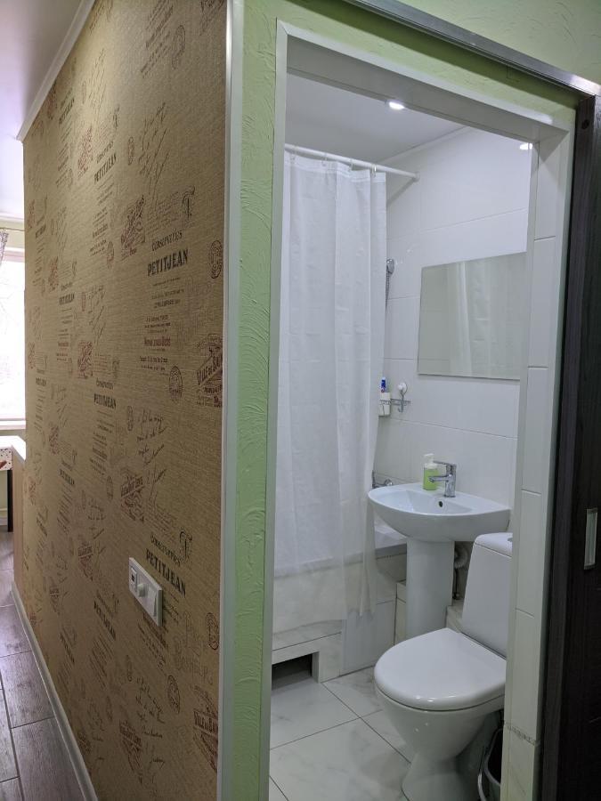 Apartment Near City Center On Peremohy Avenue 46 Tsjernihiv Buitenkant foto